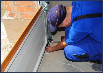 Neighborhood Garage Door Brooklyn, NY 347-331-0834 - cont-door-instiallation-t-22-gr-23m